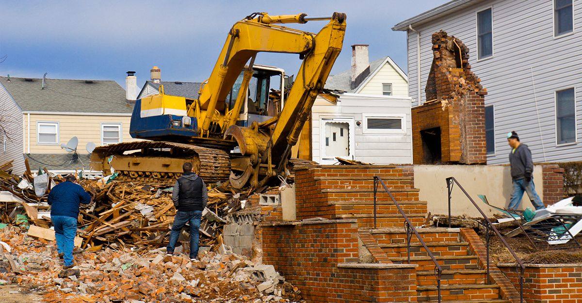 Choosing the Right Demolition Equipment for Urban Projects